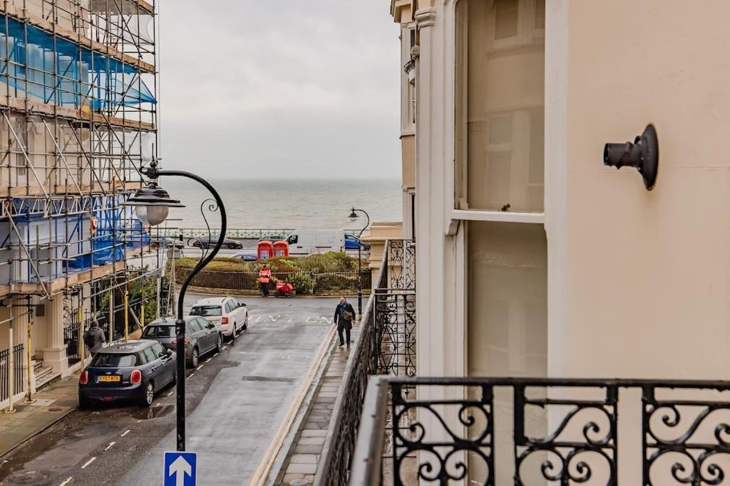 Beautiful Sea View I Spacious One Bed Room Flat I Sleep 4 Guests Bp2 Brighton Exteriör bild